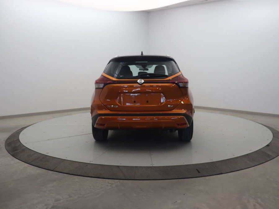 2021 Nissan Kicks 2021 Orange
