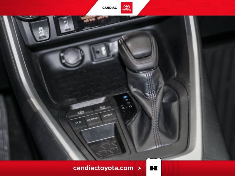 2019 Toyota Rav 4 Blue Blainville - photo #19