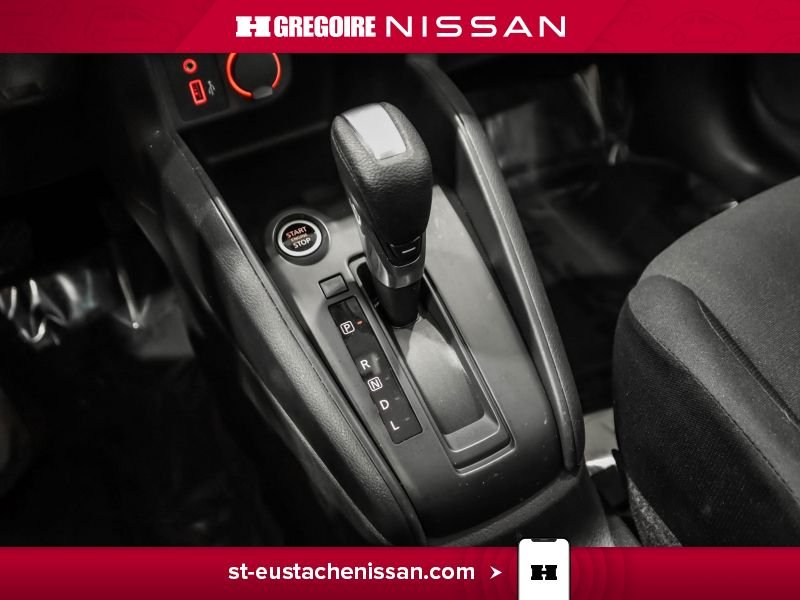 2024 Nissan Kicks White Laval - photo #21