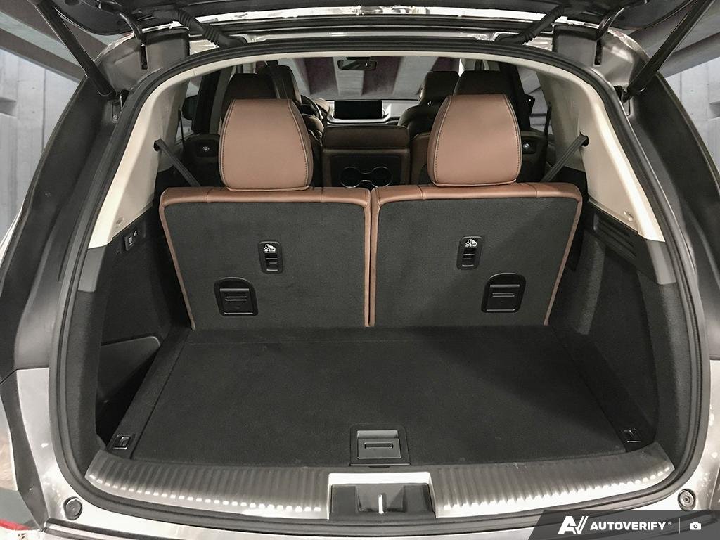 2023 Acura MDX 2601321A | Platinum Elite Silver Edmonton - photo #9