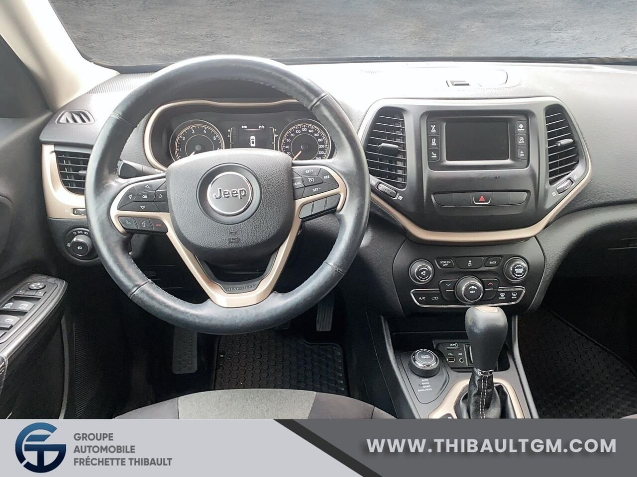 2014 JEEP CHEROKEE L 4 RM, 4 portes, North Red Montmagny - photo #8