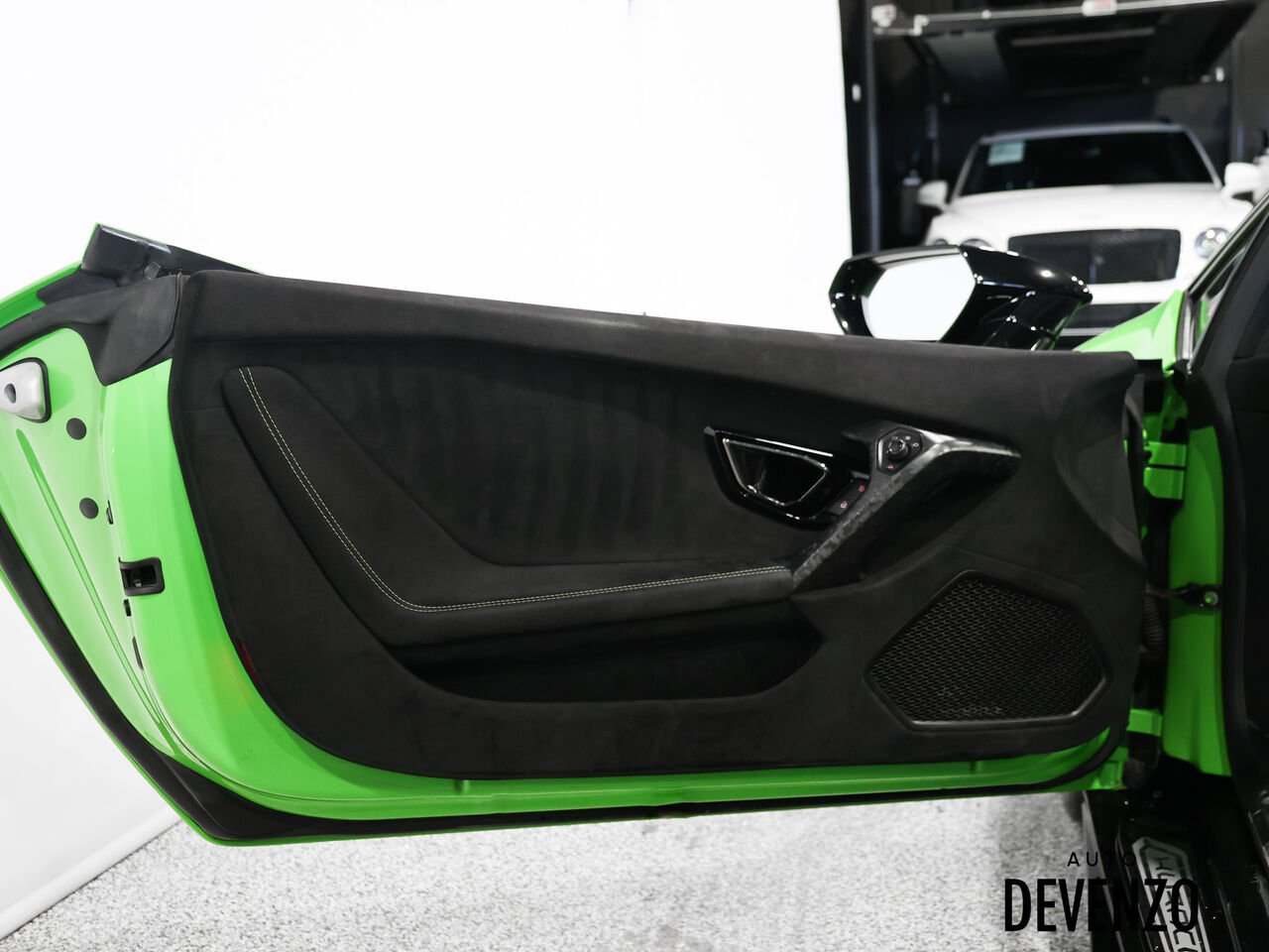2018 Lamborghini Huracan Green Saint-Eustache - photo #9