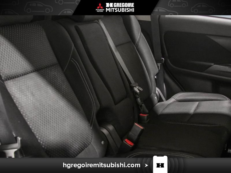 2020 Mitsubishi Outlander Grey Laval - photo #24