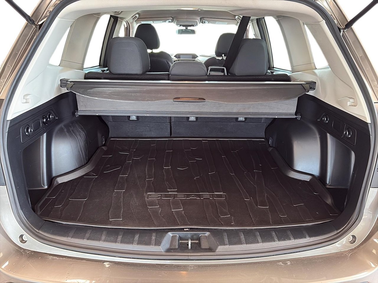 2019 Subaru Forester VIN JF2SKEDC5KH580937 Bronze Baie-Comeau - photo #5