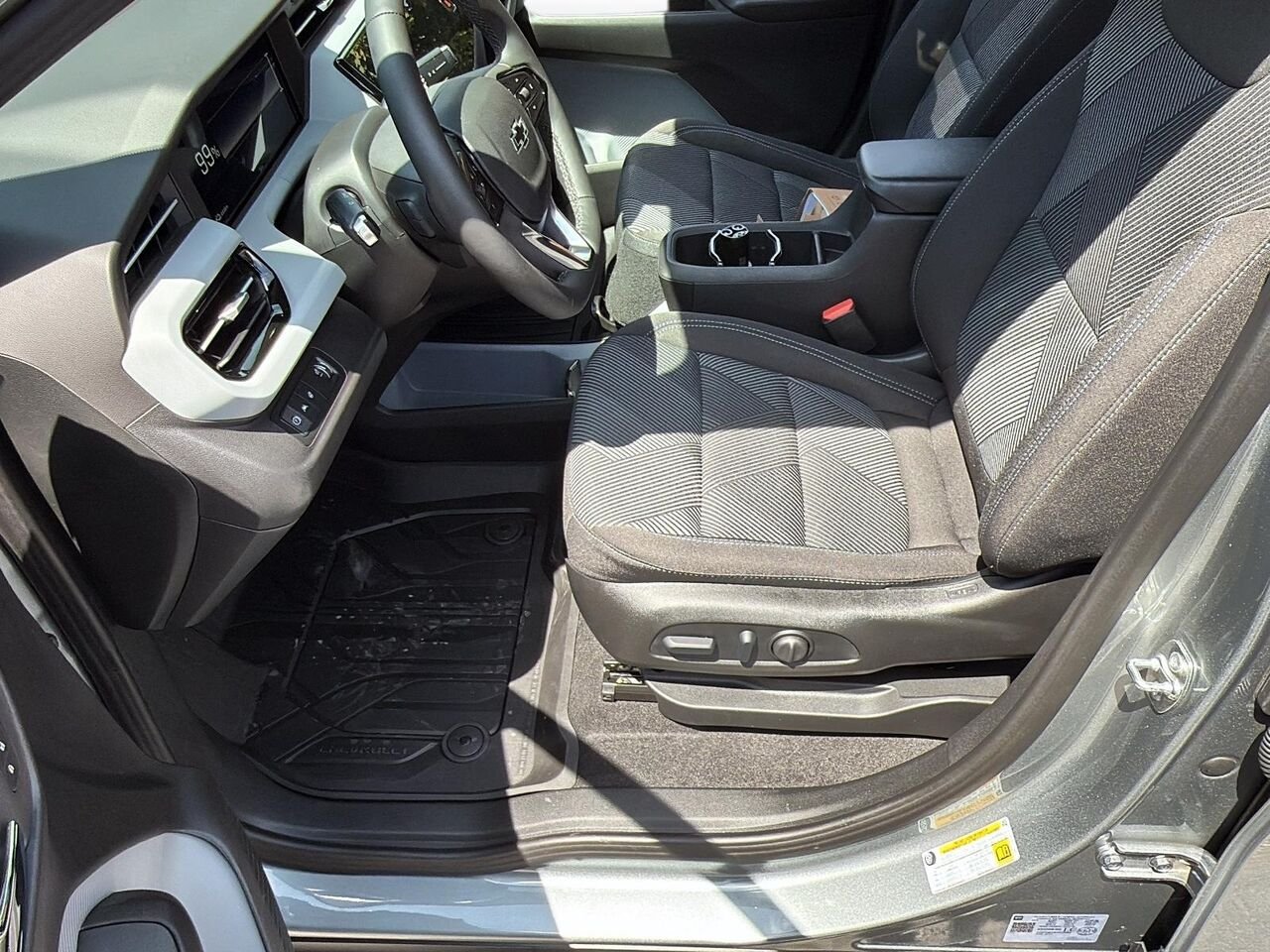 CHEVROLET Bolt LT 2027 GRIS STERLING METALLISE Saint-Hyacinthe - photo #8
