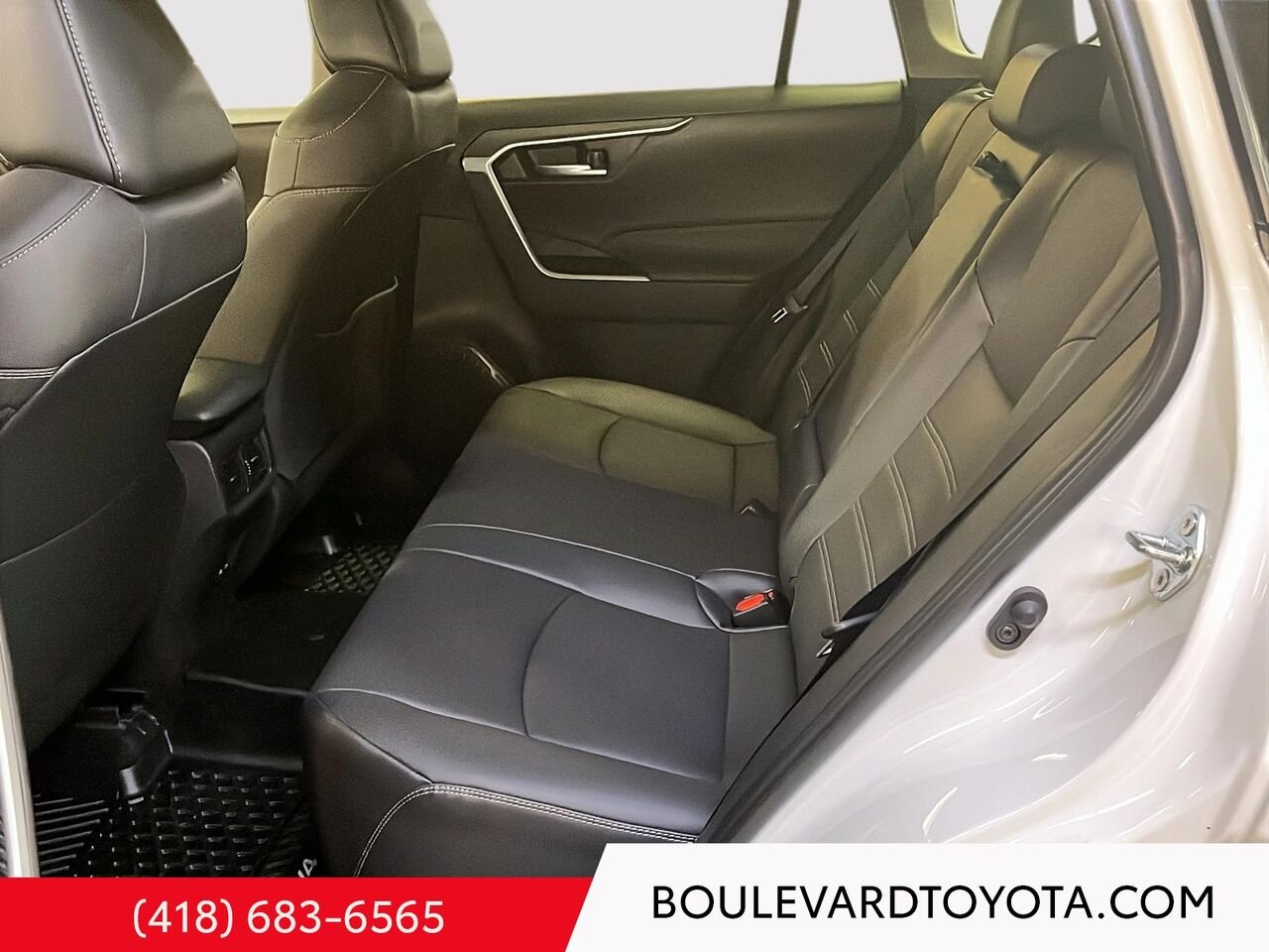 Toyota RAV4 531781-138 | XLE, AWD 2025 Blanc Québec - photo #18