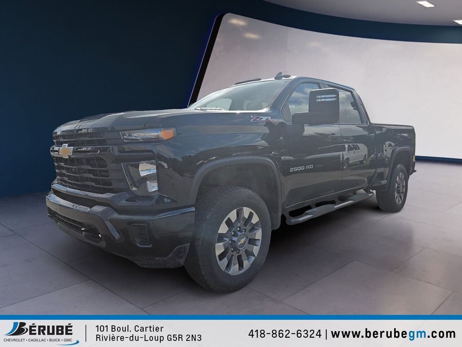 CHEVROLET SILVERADO 2500 CAISSE STANDARD DE 6 PIED 2024 2024 Noir