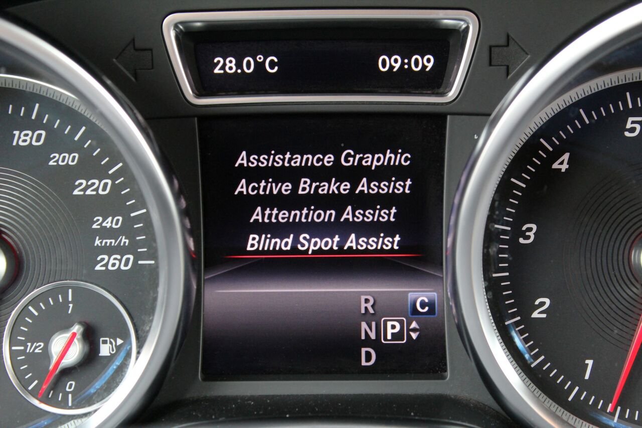 2018 Mercedes-Benz GLE VIN: 4JGDA5GB1JB111614 Silver Sainte-Rose - photo #15