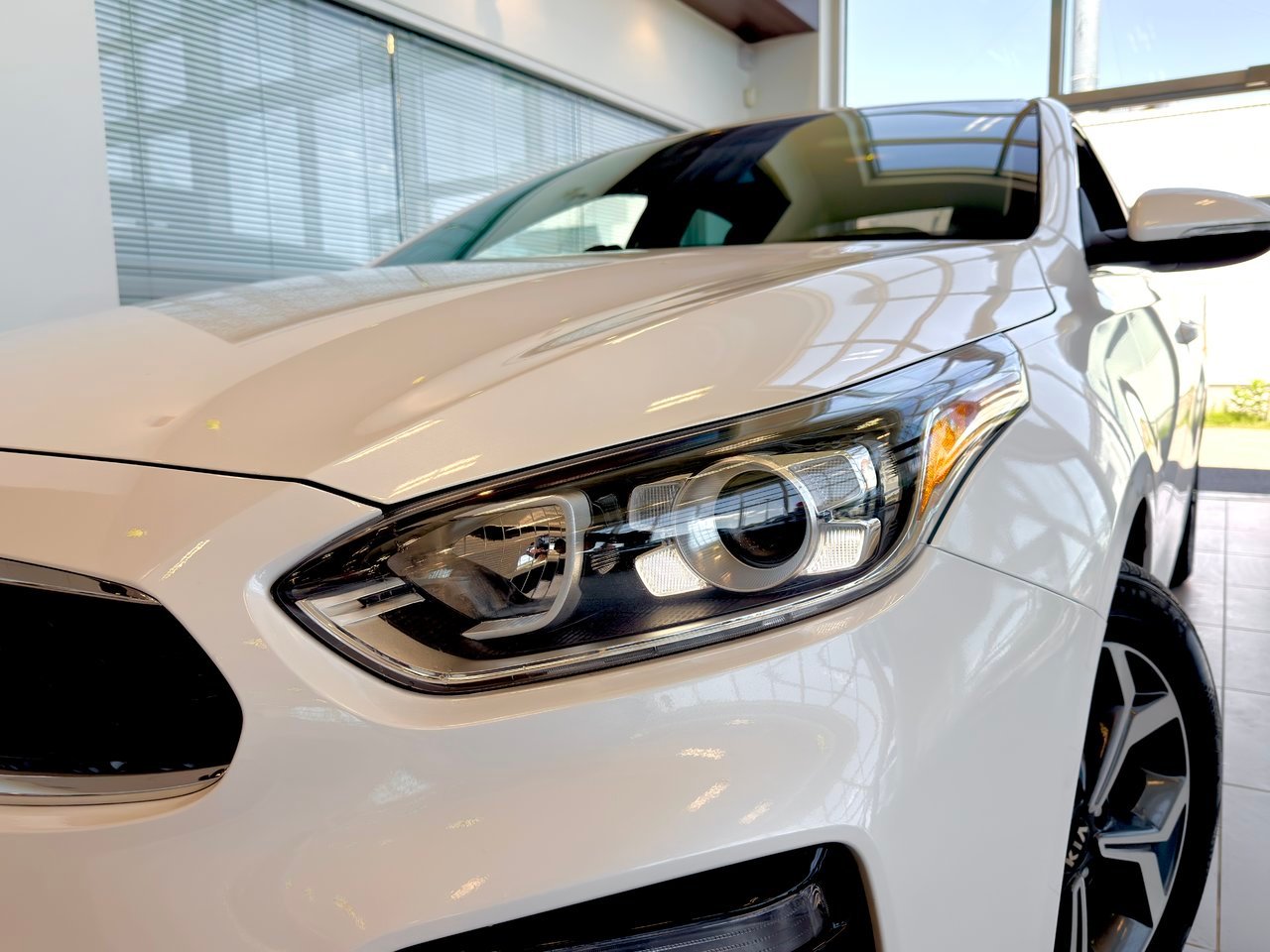 2020 Kia Forte White Notre-Dame-des-Prairies - photo #4