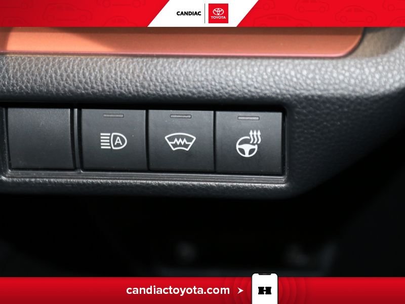 2023 Toyota Prius Silver Laval - photo #18