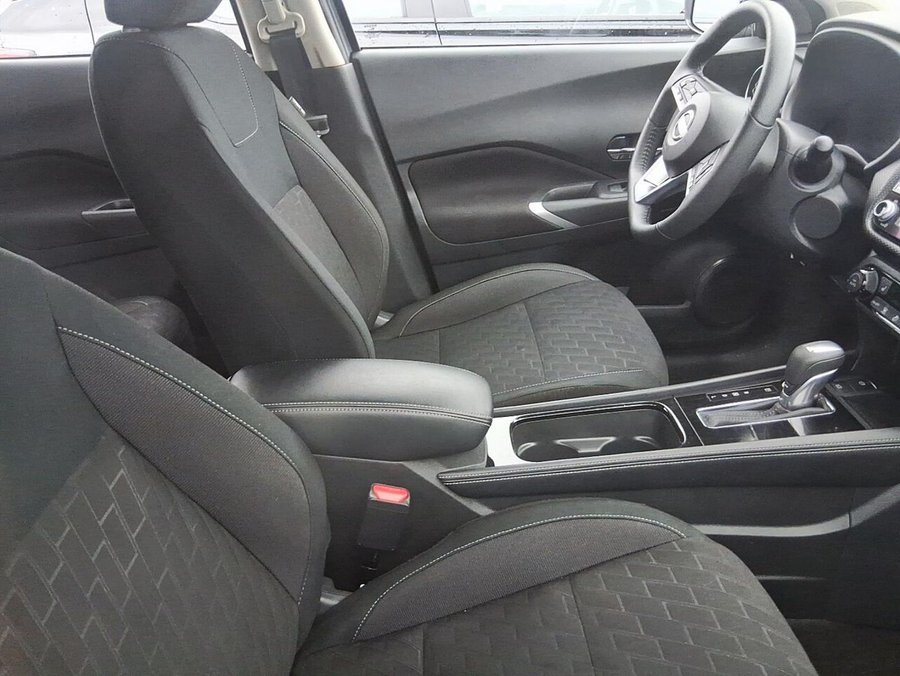 Nissan Kicks SV TA 2024 2024 Gris