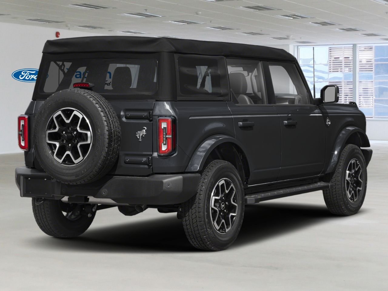 2026 Ford Bronco Shadow Black Rouyn-Noranda - photo #2