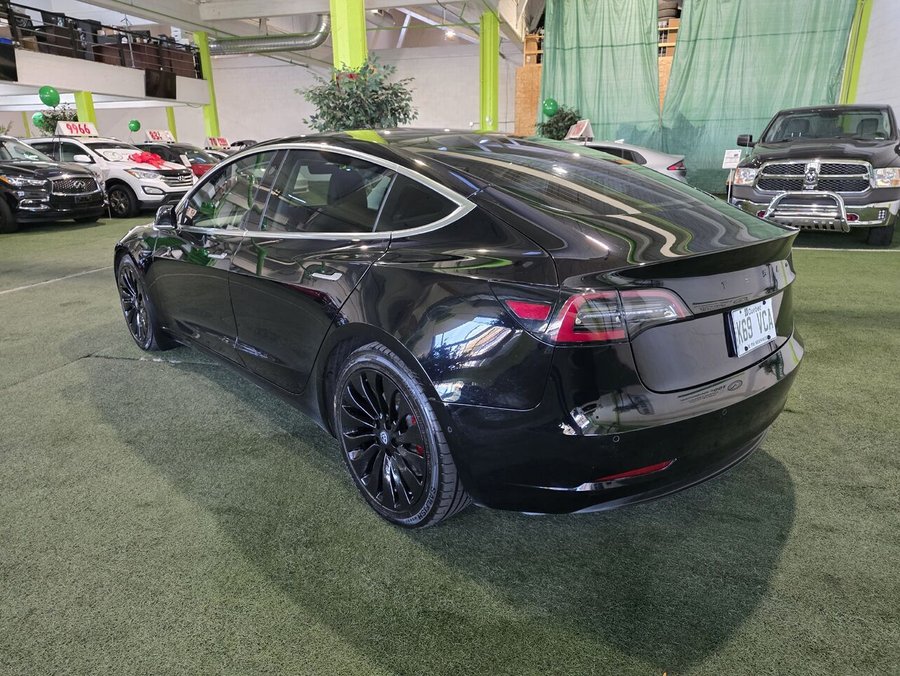 Tesla Model 3 Performance AWD avec Autopilot complet 2020 2020 Noir
