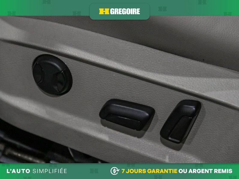 Volkswagen Golf 2019 Bleu Laval - photo #16