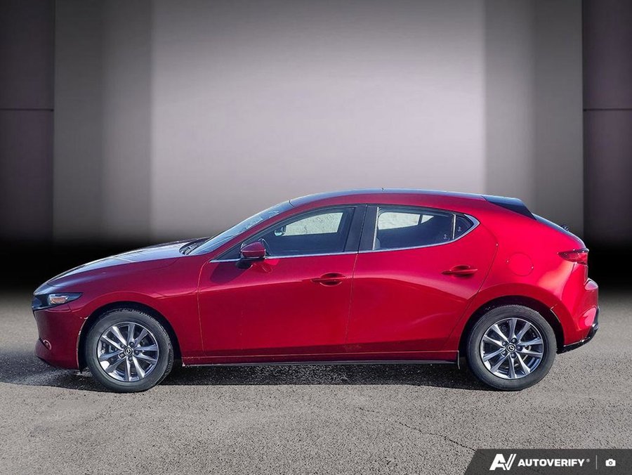 2023 Mazda Mazda3 Sport 2023 Red