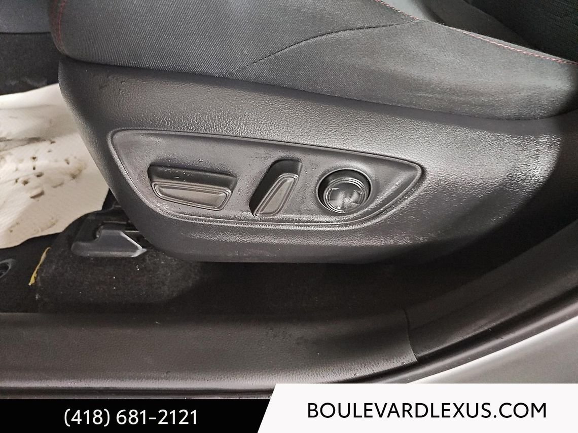2023 Toyota RAV4 Prime (PHEV) Silver Quebec - photo #29