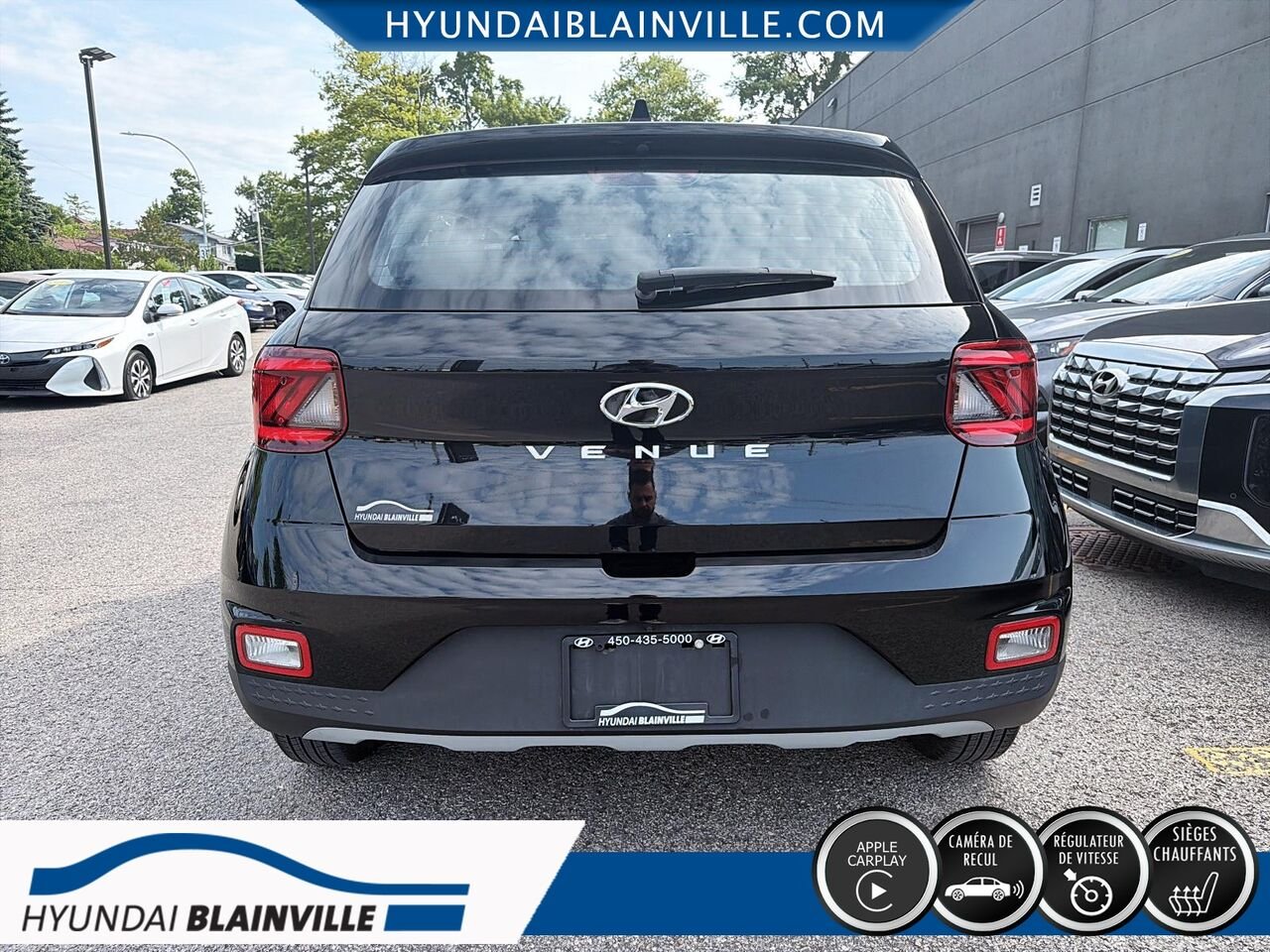 Hyundai Venue 2022 Noir Blainville - photo #4