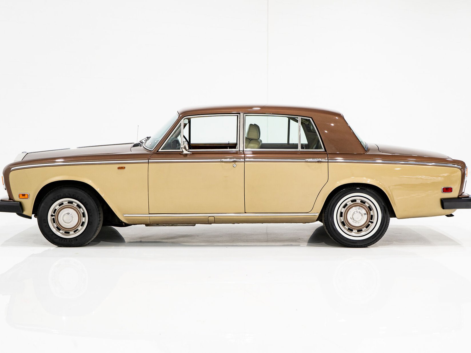 Rolls Royce Silver Shadow Project car **PRIX EN USD** 1974 Brun Montréal - photo #7