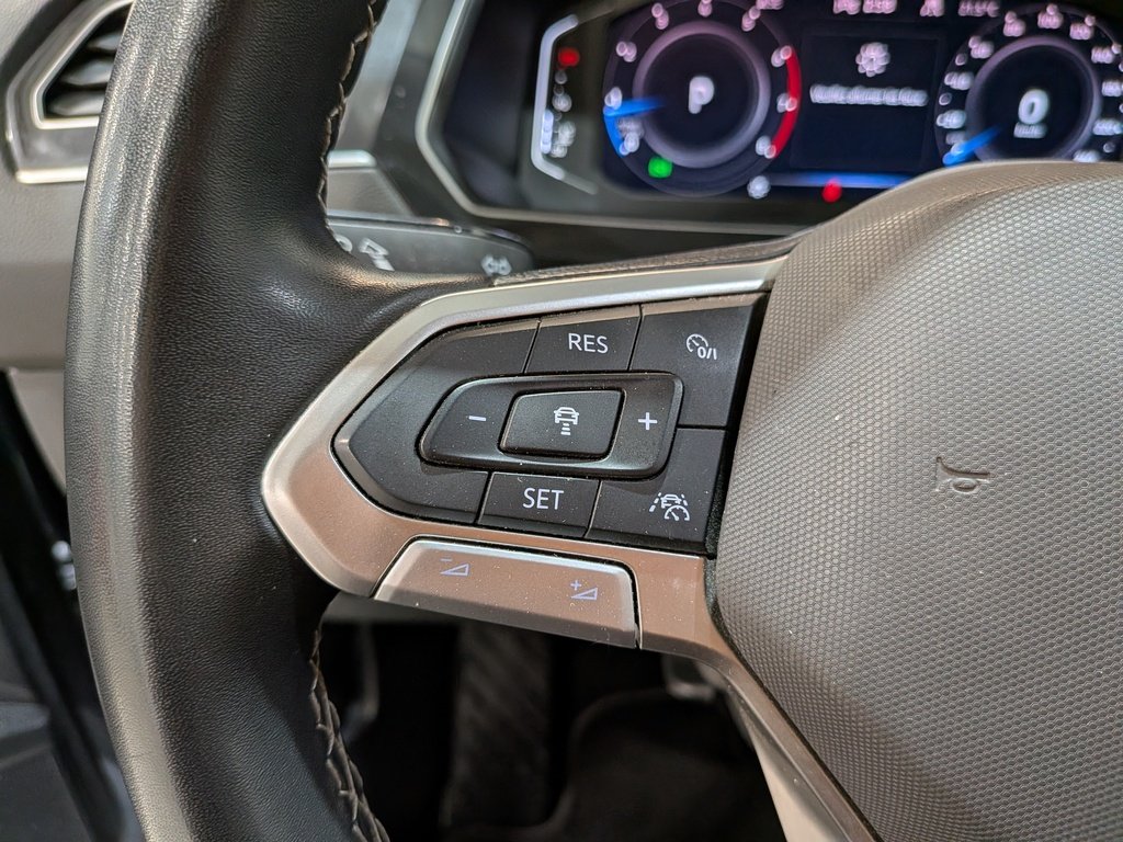 Volkswagen Tiguan Comfortline 4MOTION 2024 Gris Val-David - photo #16