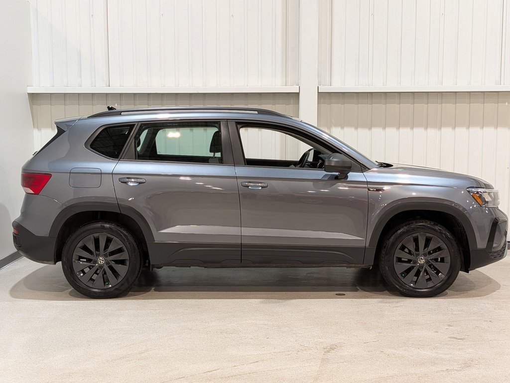 2024 Volkswagen Taos Trendline FWD Grey Val-David - photo #1