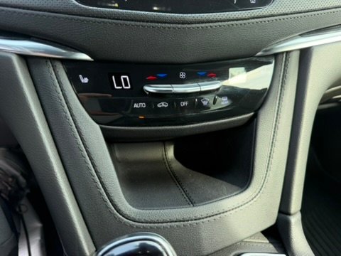 2024 Cadillac XT5 PREMIUM LUXURY AWD FINANCEMENT À PARTIR DE 3.99% Grey Laval - photo #17