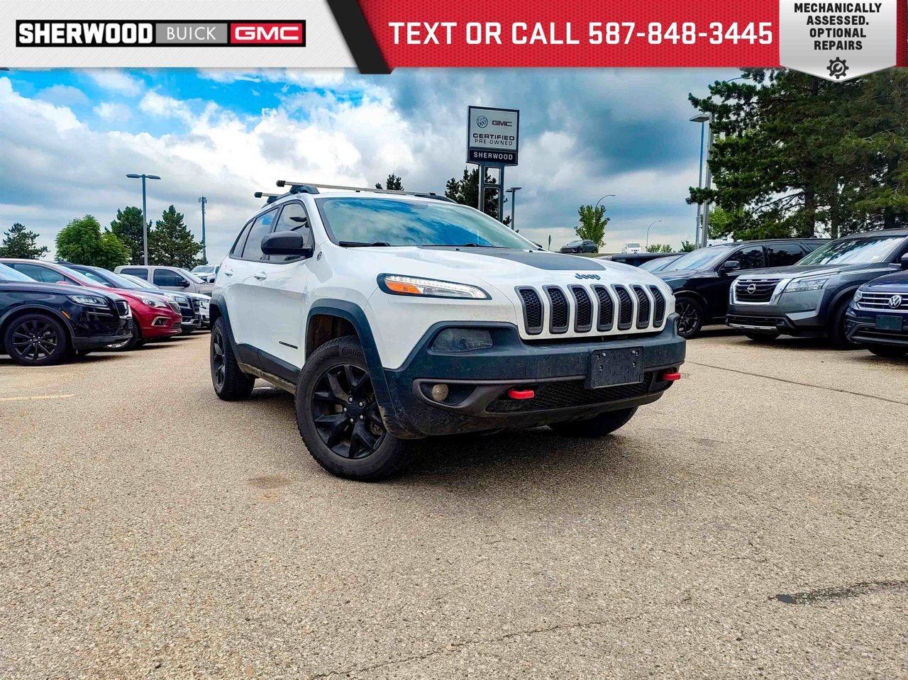 2017 Jeep Cherokee 4WD 4dr Trailhawk White Sherwood Park - photo #0