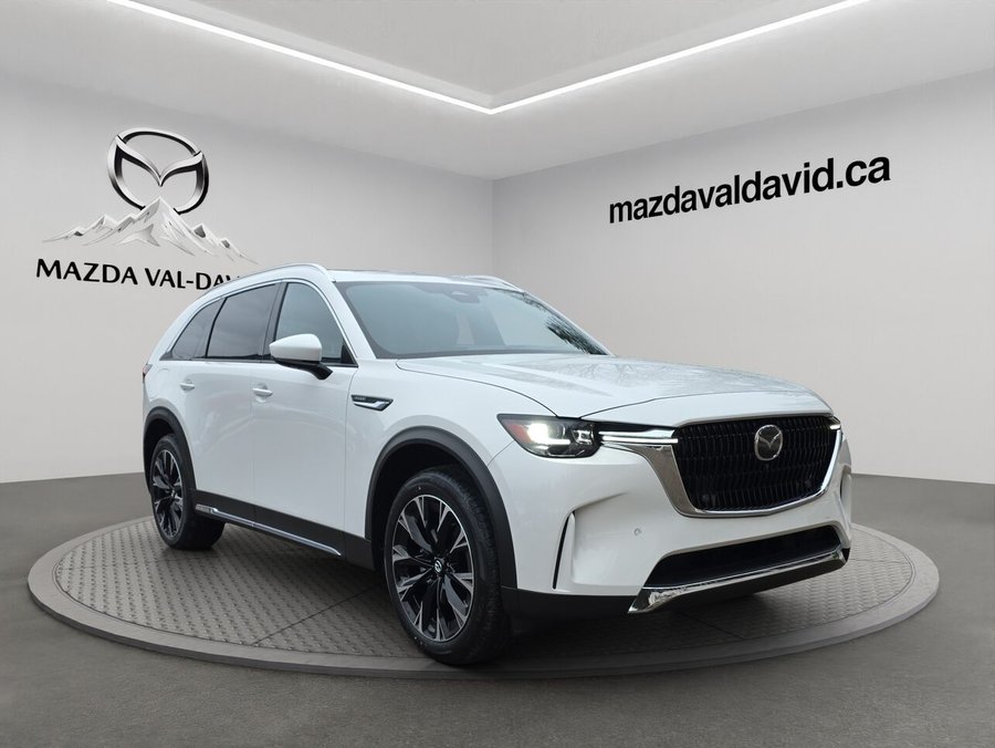 2025 Mazda CX-90 PHEV GT, PHEV Tout équipé, Toit pano, cuir, sièges ventilé Jet Black Mica
