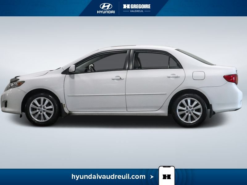 2009 Toyota Corolla White Saint-Eustache - photo #5