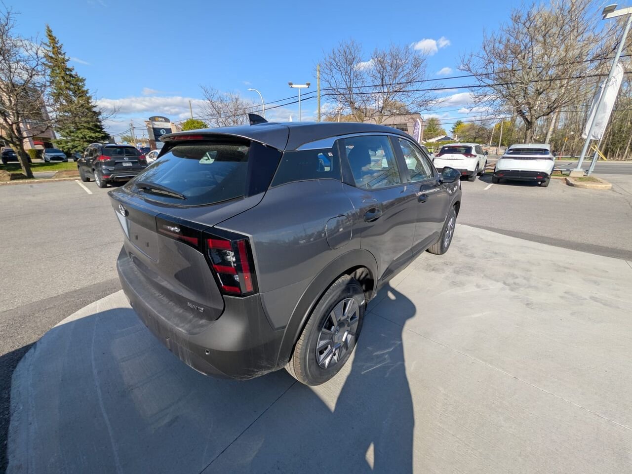 NISSAN Kicks KICKS S 2026 Gris poudre métallisé Châteauguay - photo #9