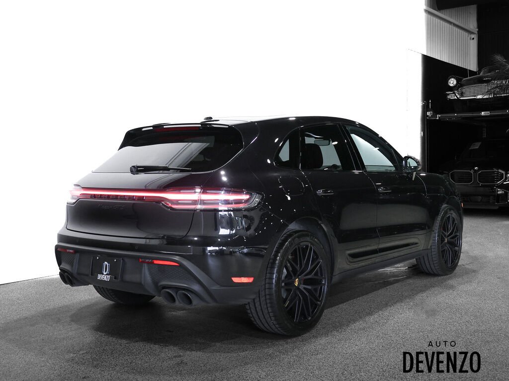 2025 Porsche Macan Black Saint-Eustache - photo #3