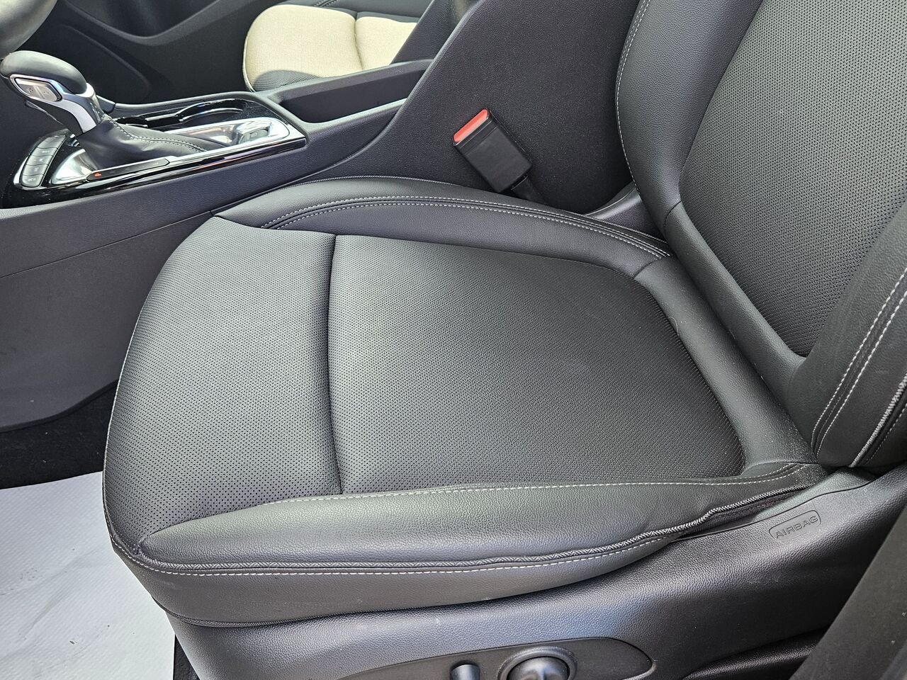 2024 Buick Encore GX Tourisme sport 4 portes TI Grey Thetford Mines - photo #13