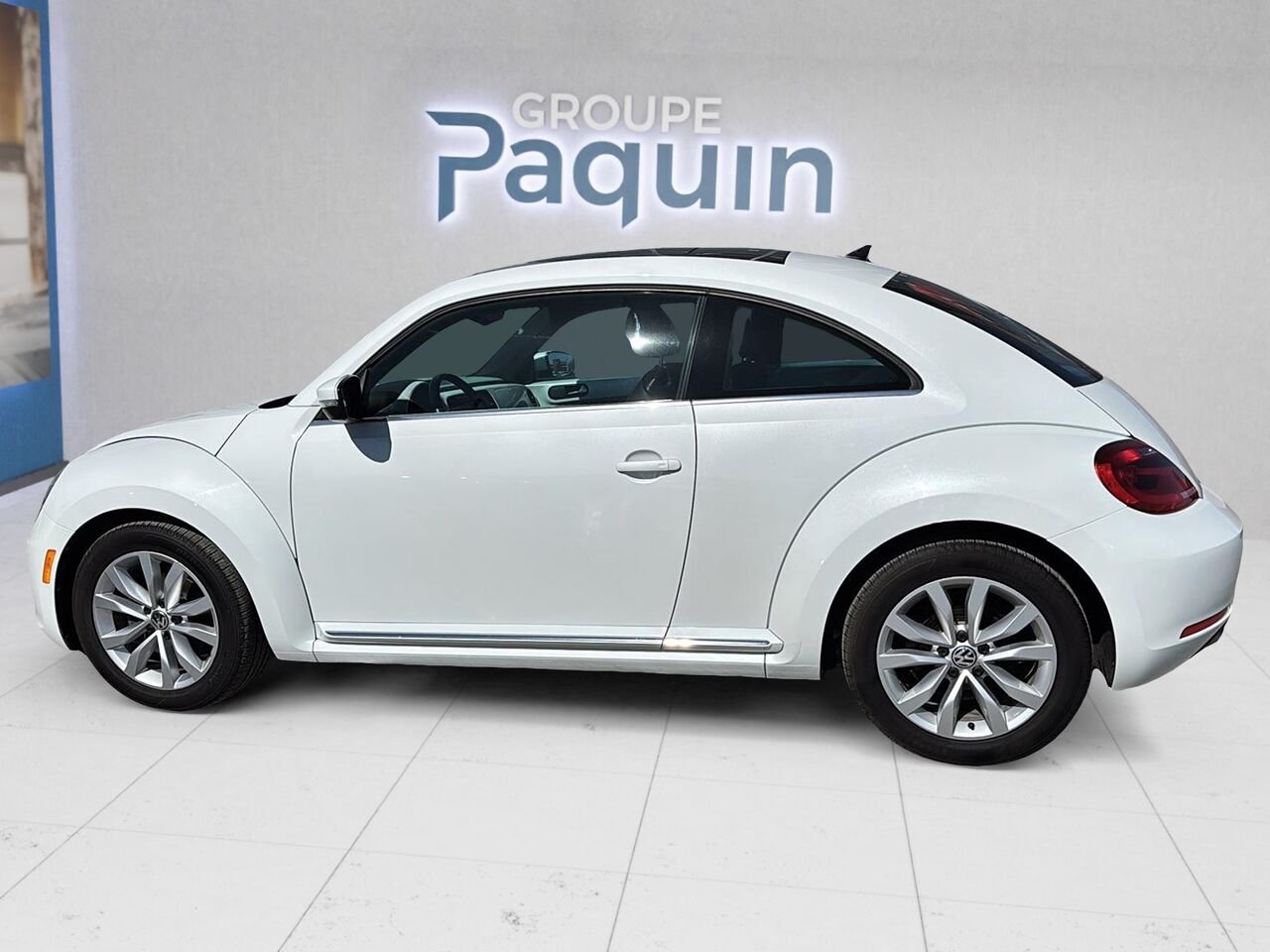 2015 Volkswagen Coupé Beetle White Rouyn-Noranda - photo #4