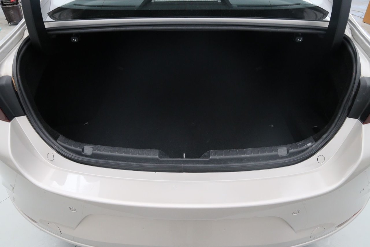 Mazda Mazda3 NIV JM1BPBDY0R1657937 2024 Gris Baie-Comeau - photo #13
