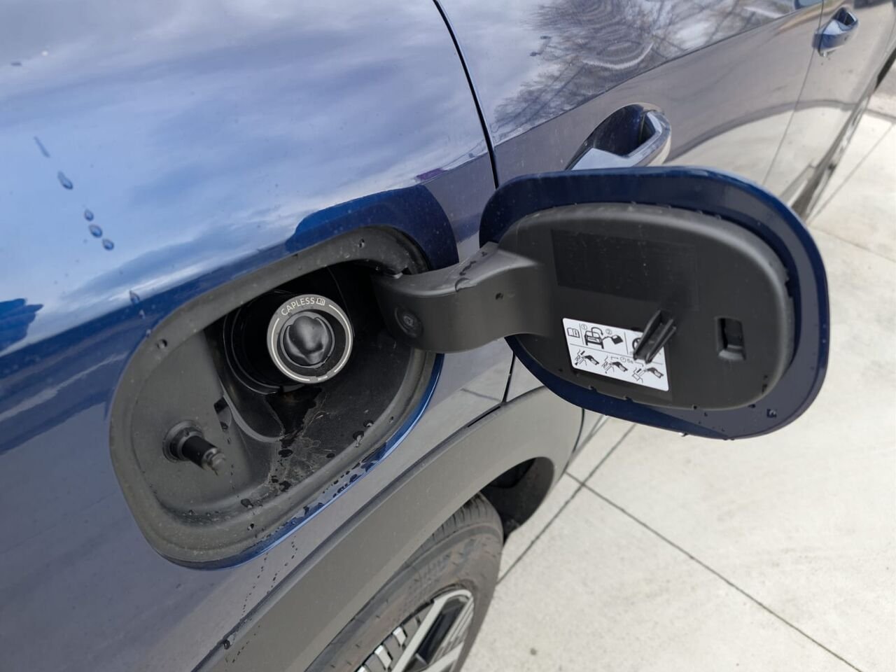 NISSAN Kicks KICKS SV AVANT 2026 Bleu foncé nacré Châteauguay - photo #7