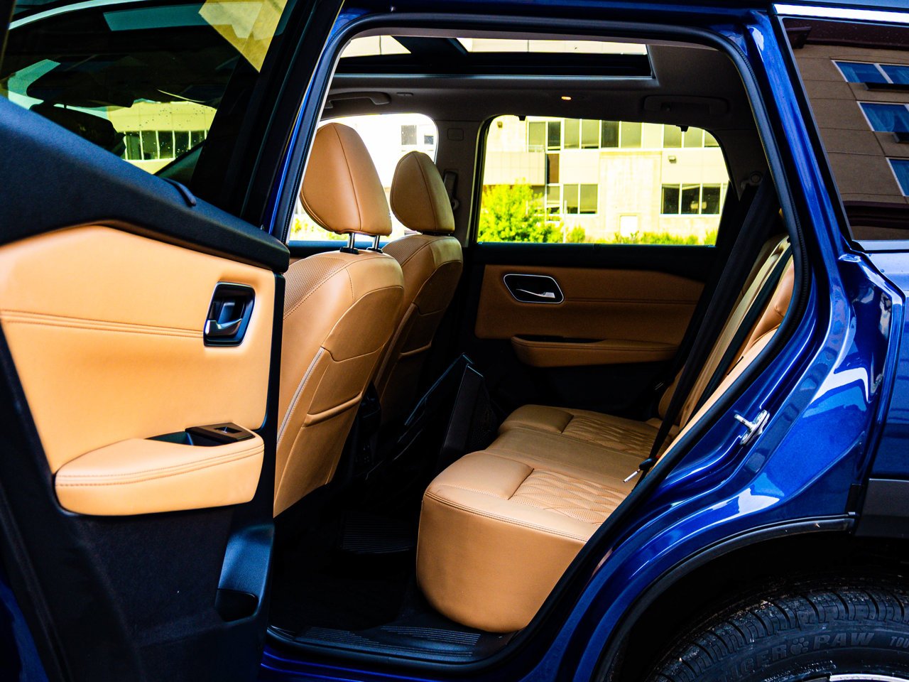 2023 Nissan Rogue AWD Platinum Blue Sherwood Park - photo #31