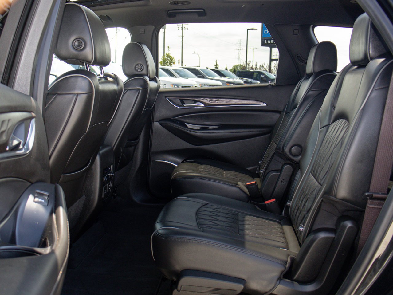 2022 Buick Enclave AWD 4dr Avenir Black Sherwood Park - photo #34