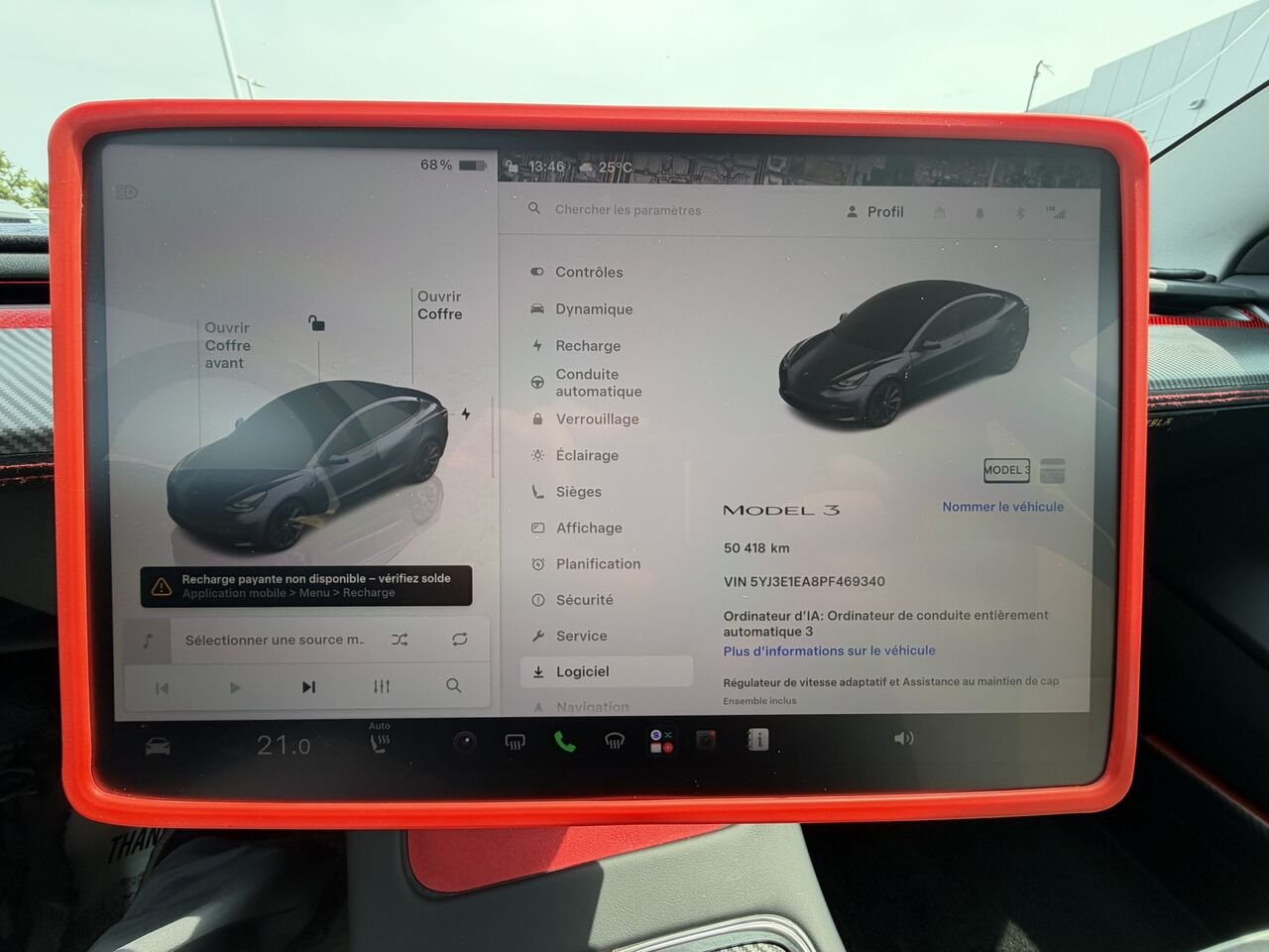 Tesla Model 3 CARBONE 2023 Argent Laval - photo #23