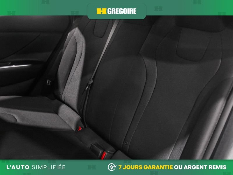 2022 Hyundai Elantra White Saint-Eustache - photo #26