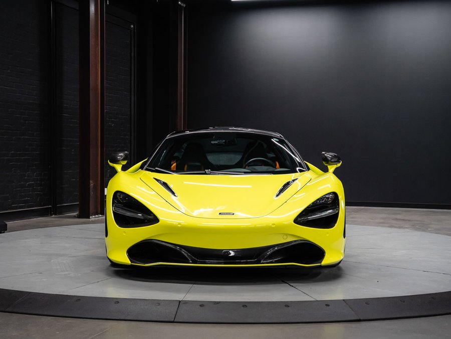 2018 McLaren 720S 2018 White