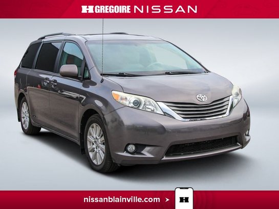2013 Toyota Sienna 2013 Grey