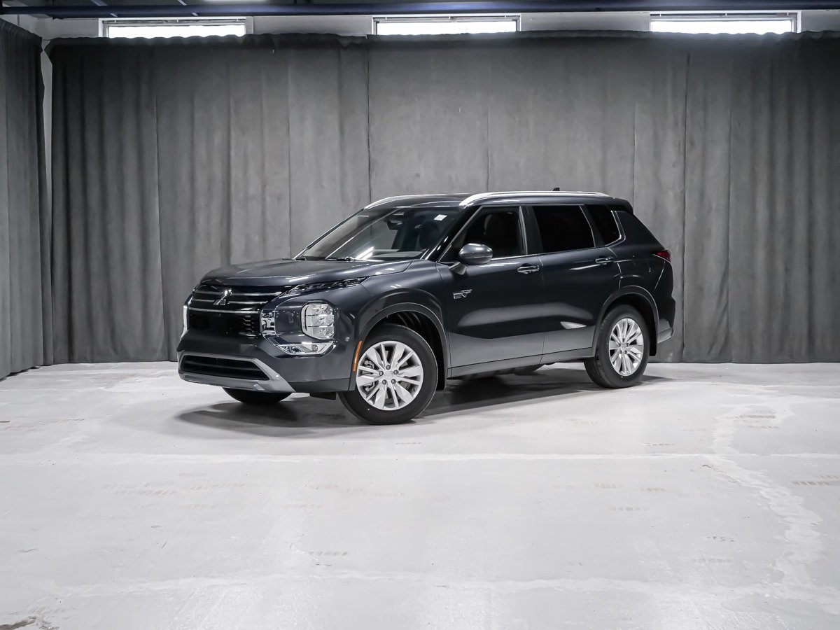 2026 Mitsubishi Outlander Plug-In Hybrid SE Graphite Grey Metallic Montreal - photo #2