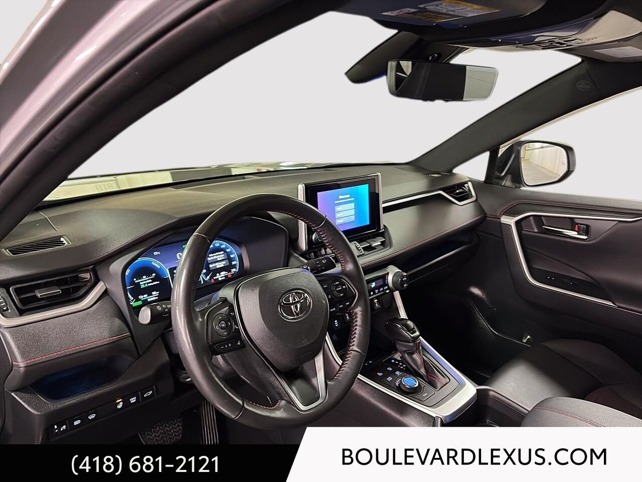 Toyota RAV4 Prime (PHEV) 19285A 2023 Argent Québec - photo #17
