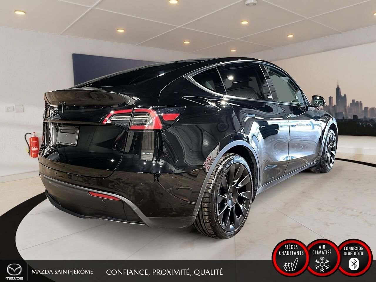 2023 Tesla Model Y MOON ROOF | LEATHER | Black Saint-Jérôme - photo #5