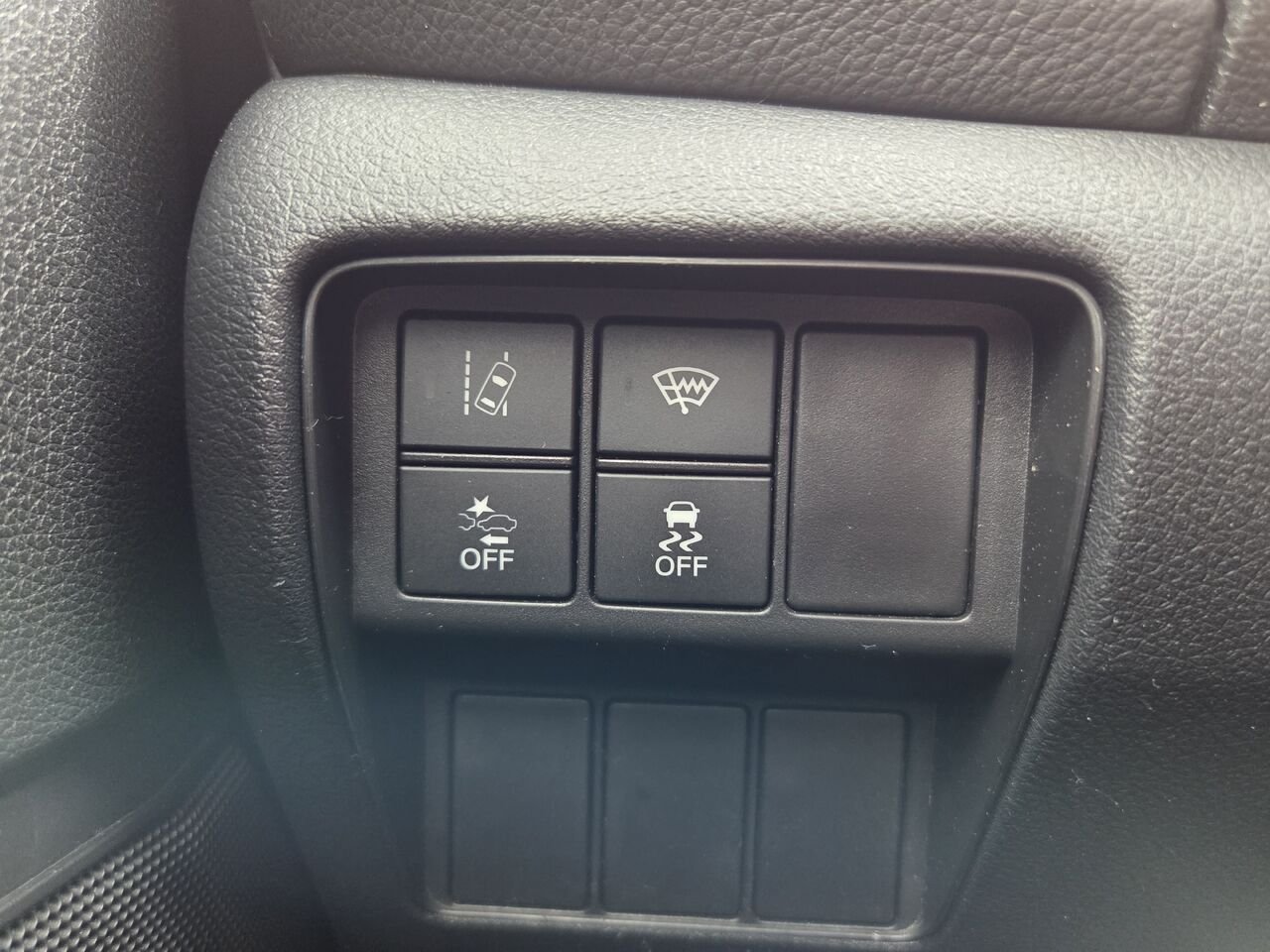 2021 Honda CR-V White Amos - photo #17