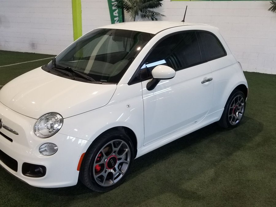 2014 FIAT 500 2014 White
