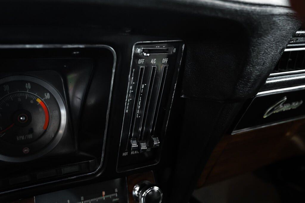 Chevrolet Camaro *PRIX EN USD* CAR IN MILES 1969 Argent Montréal - photo #24