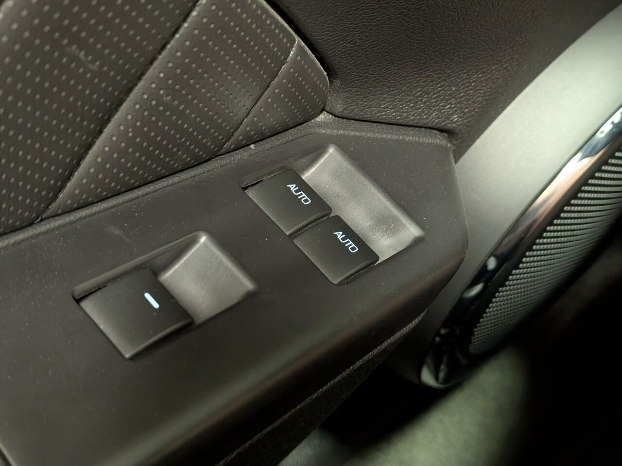2014 Ford MUSTANG Convertible V6 Premium 1 Propriétaire Manuelle Red Sherbrooke - photo #19