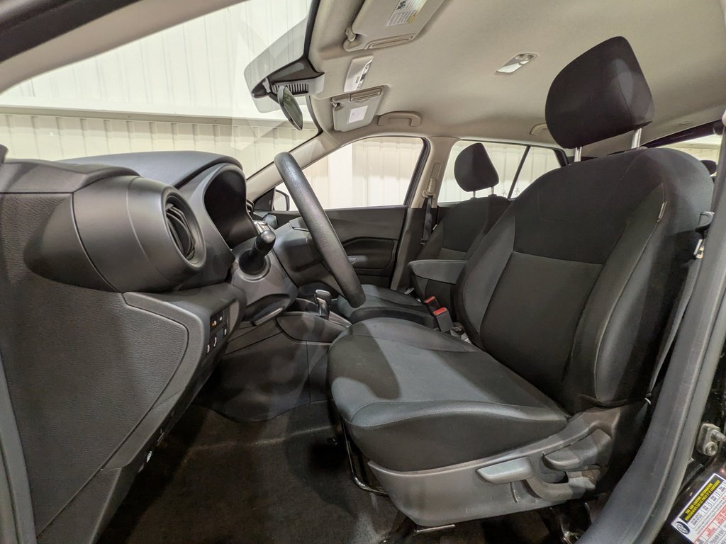 Nissan Kicks S FWD 2024 Noir Val-David - photo #1