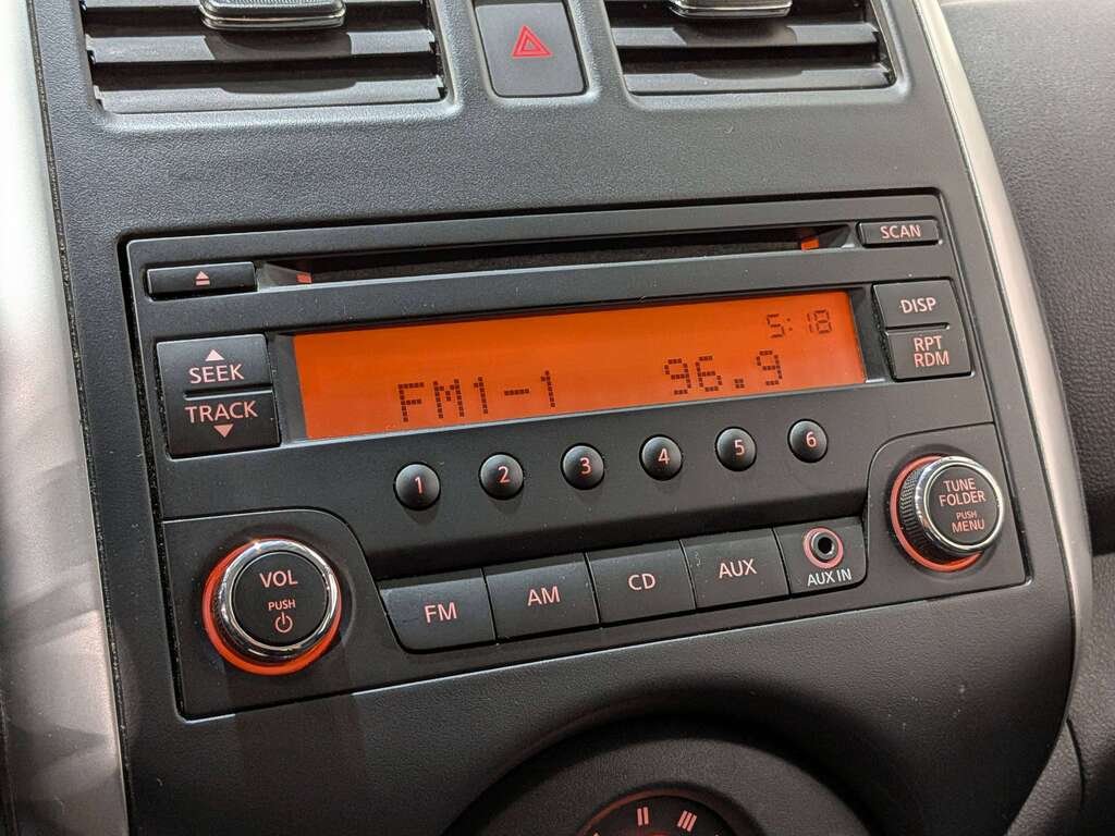 Nissan Micra 4dr HB Man SV 2017 Rouge Val-David - photo #18