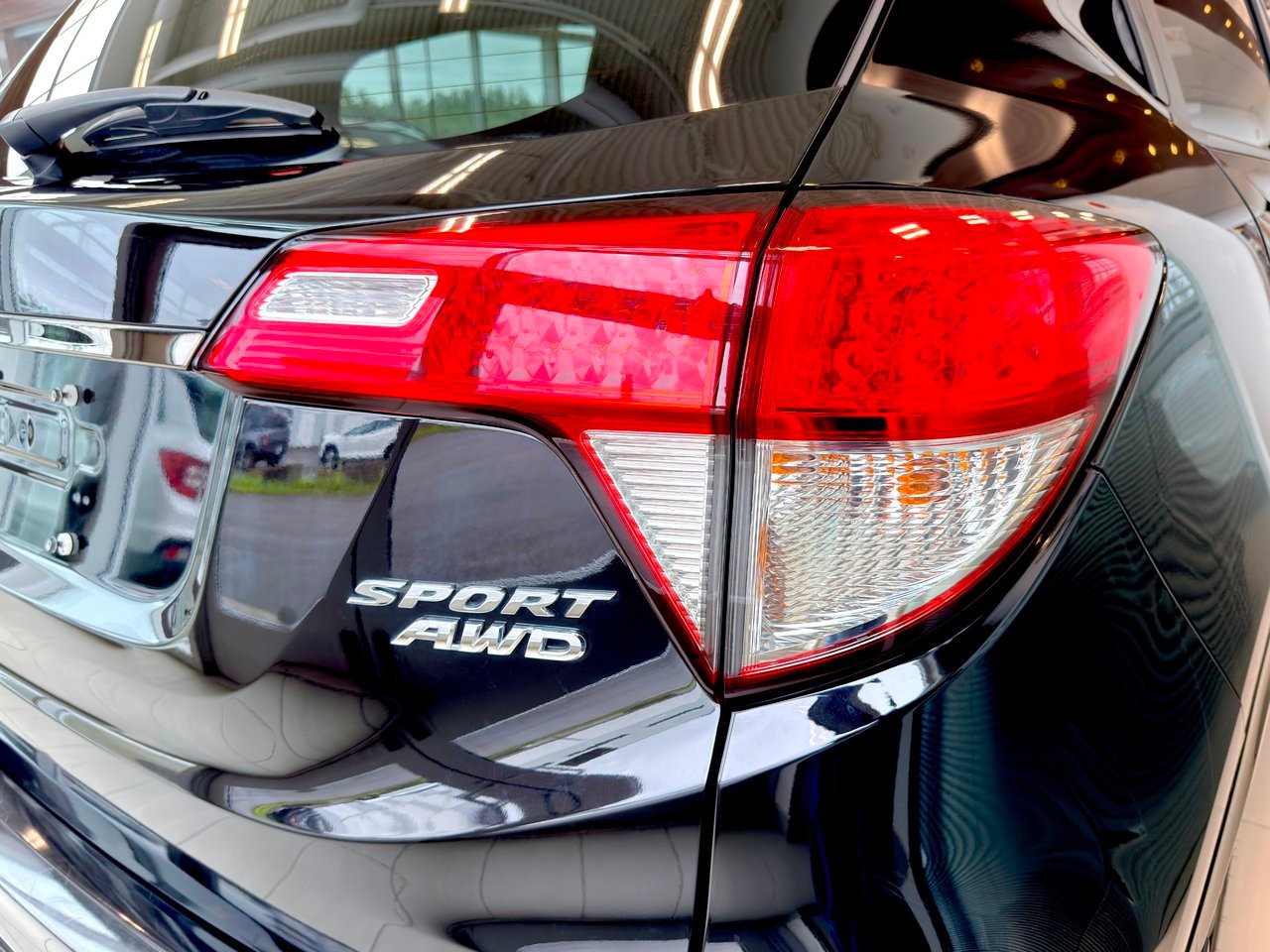 Honda HR-V 2021 Noir Notre-Dame-des-Prairies - photo #10